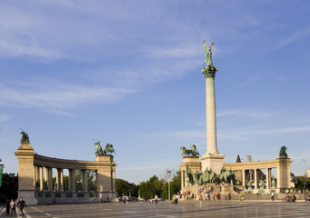 Fototapeta na wymiar Heroes square, Budapest