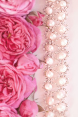 Wedding accessories to hairstyle