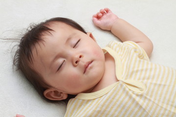 Sleeping Japanese baby girl (0 year old)