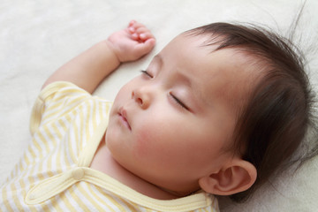 Sleeping Japanese baby girl (0 year old)