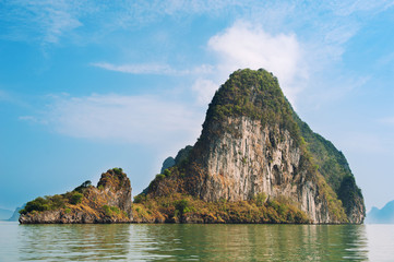 Obraz premium Rock in the sea