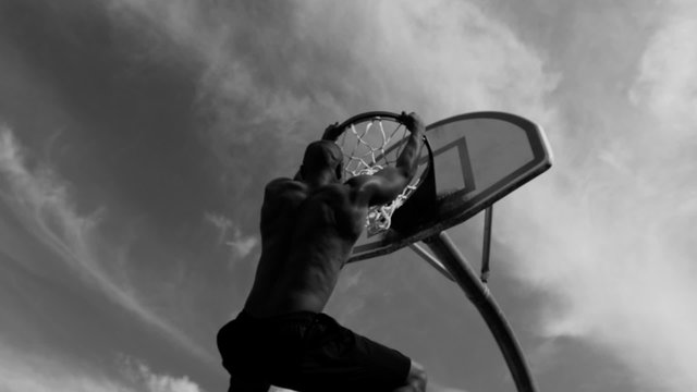 Slam dunk slow motion