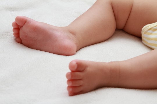 foot of Japanese baby girl (0 year old)