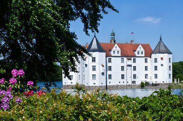Fototapeta na wymiar gluecksburg, Schloss in der Nähe von Flensburg,schleswig-Holstein,ostsee