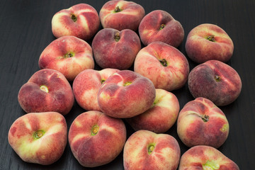 Pesca tabacchiera frutta fresca