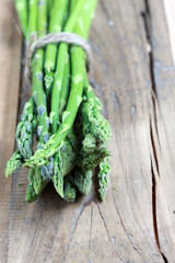 Grüner Spargel