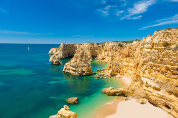Praia da Marinha - Prachtig strand Marinha in Algarve, Portugal