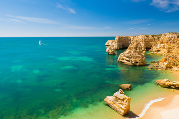 Praia da Marinha - Prachtig strand Marinha in Algarve, Portugal