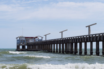 Fototapeta na wymiar pier at the sea