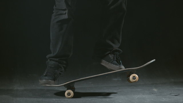 Skateboard kickflip in slow motion
