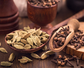 Clove and cardamom spices
