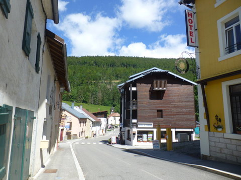 Mijoux