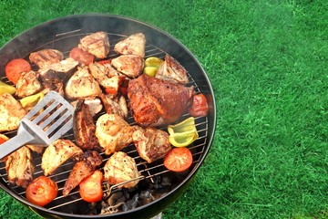 Assorted BBQ Roasted  Pork And Chicken Meat With Vegetables