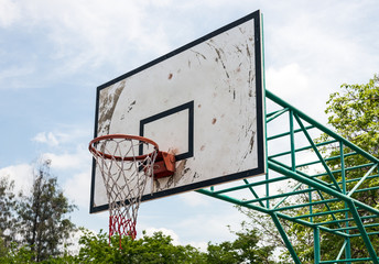 old basketball hoop