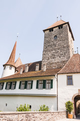 Fototapeta na wymiar Spiez, Stadt, Städtchen, Schloss Spiez, Schloss, Schlossturm, Thunersee, Alpen, Schweiz