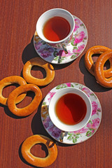 cup of tea and bagels