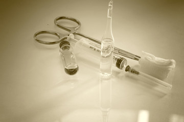 Preparation for prick syringe bandage ampoule