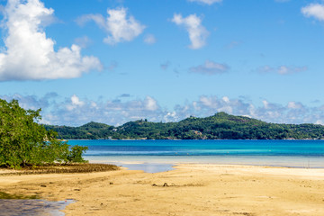 Fototapeta na wymiar Mahe beach - Seychelles
