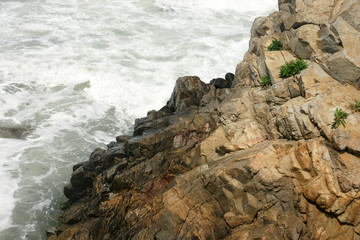 rocks and waves 4