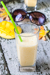 milkshake with yogurt and mango