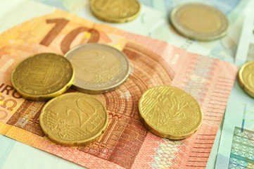 euros billets et pièces de monnaie