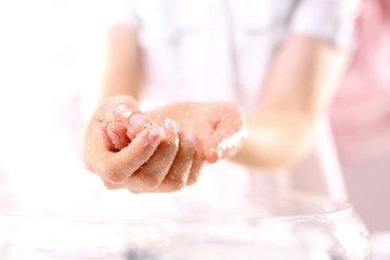 Obraz na płótnie Canvas Peeling dłoni