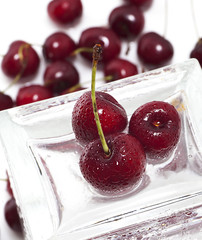 cerezas rojas 