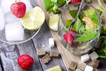 ingredients for a mojito cocktail