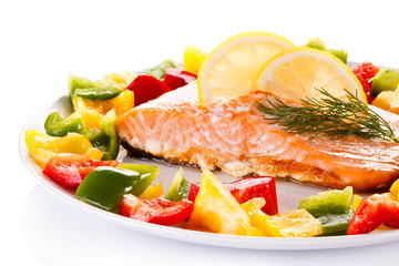 Roasted salmon and vegetables 