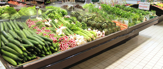 étalage fruits et légumes