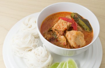 Plate of Vegan Red Curry with Thai Rice Vermicelli