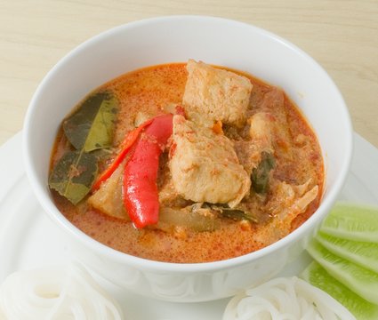 Vegan Red Curry with Thai Rice Vermicelli