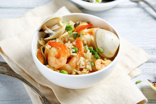 Rice with shrimp and mussels