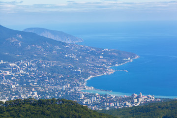 Fototapeta na wymiar View of Yalta from the mountain Ah-Petri, the Crimea