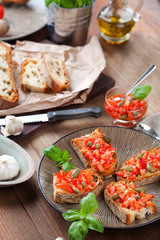 Frische italenische bruschetta 