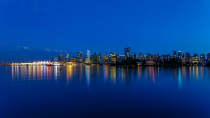 Cercles muraux construction de la ville Vancouver Skyline at Dusk