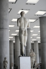 Obraz premium クリティオスの青年像