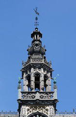 Fototapeta na wymiar Detail of Maison du Roi on Grand Place in Brussels.