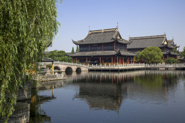 Naklejka premium 江南水郷 周荘の全福寺