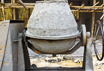 Concrete mixer 