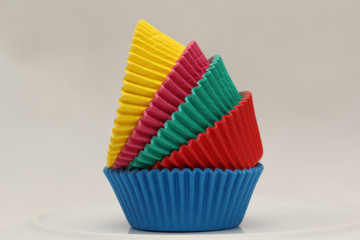 Coloured Paper Pans baking cups for cupcakes and muffins