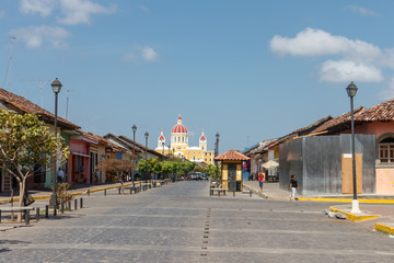 Fototapeta na wymiar La Calzada Street View, Granada, Nicaragua