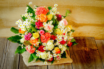 Sommerblumenstrauß