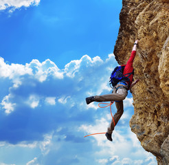 rock-climber  fell from a cliff