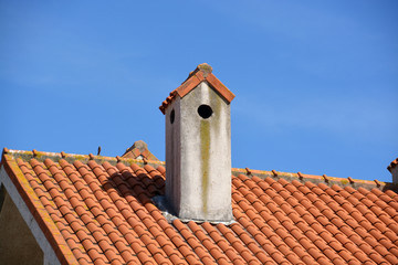chimenea rustica © uzkiland