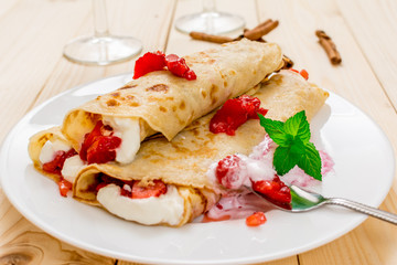 Pancakes with strawberries