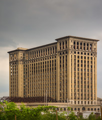 Renovating Detroit Landmark