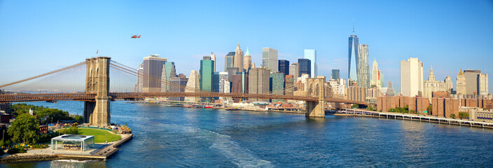 Brooklyn Bridge and Manhattan skyline panorama in New York City