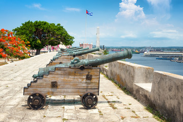 Fototapeta na wymiar Old cannons at La Cabana fortress in Havana