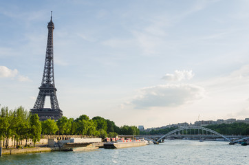Fototapeta na wymiar Carte postale de Paris - Paris, France